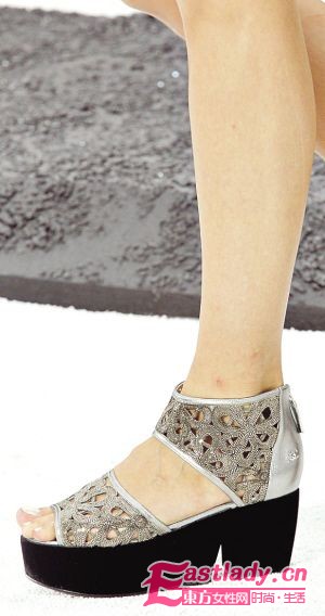 2011春夏流行鞋 打造鞋子新時尚