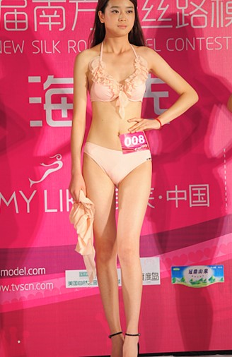 2011美莱（中国）南方新丝路海选火爆 美女模特比美肤比身材