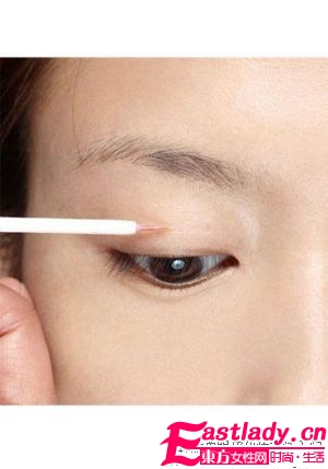 韩版单眼皮化妆技巧