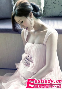 李嘉欣被曝已怀孕11周 是龙女