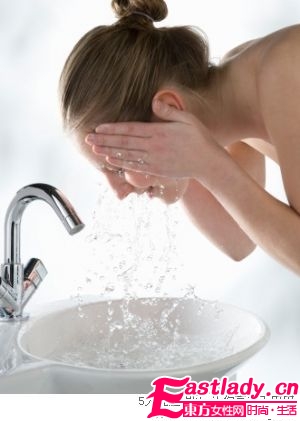 洗脸需防止5大坏习惯