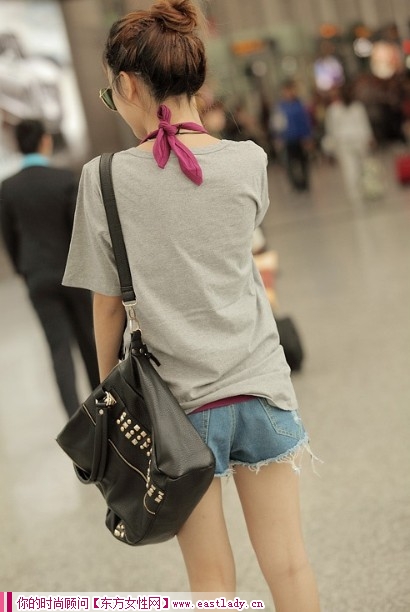 新款女装韩版宽松T恤 在轻松悠闲中尽显你的精致