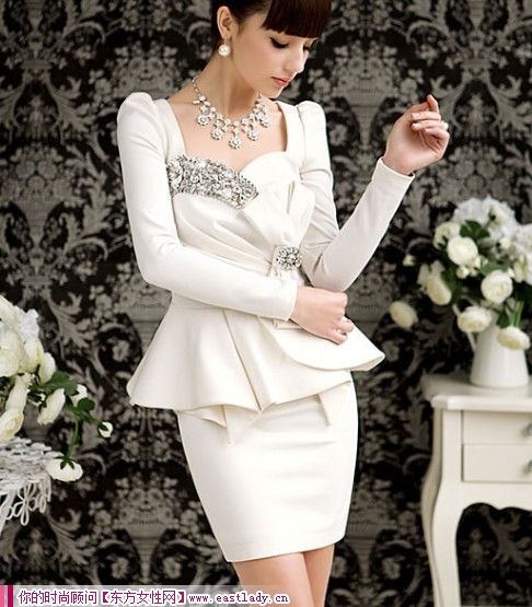 2012新款秋裝顯瘦包臀連衣裙 秀出你的完美身材