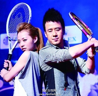张靓颖杨坤搭档将于2013年央视蛇年春晚献唱《一辈子朋友》