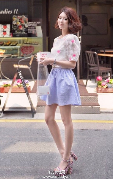 2013年6月25日中国内地街拍 短裙短裤MM最爱