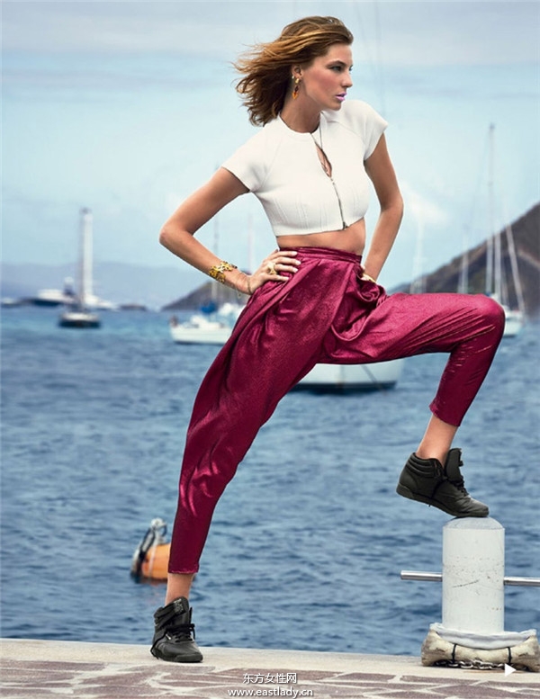 Daria Werbowy登上《Vogue》西班牙版2013年7月号