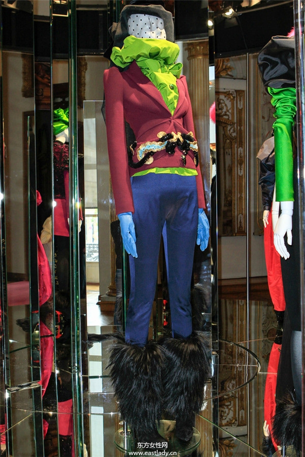 艾尔萨夏帕瑞丽(Elsa Schiaparelli)2013秋冬服装新品发布
