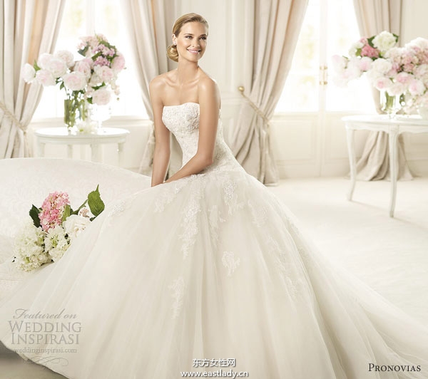 Pronovias 2013秋冬婚纱礼服系列欣赏