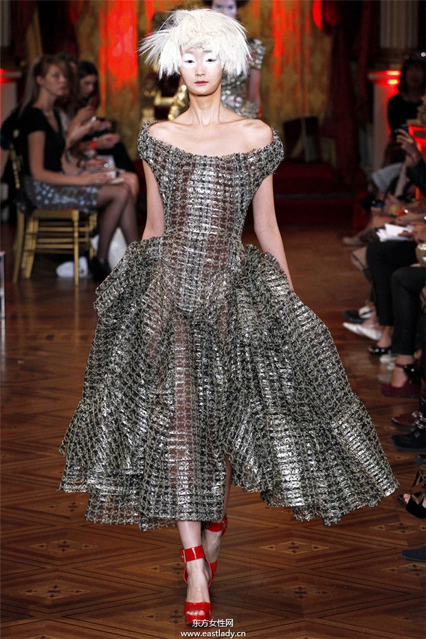 Vivienne Westwood 2013春夏服装时尚大片