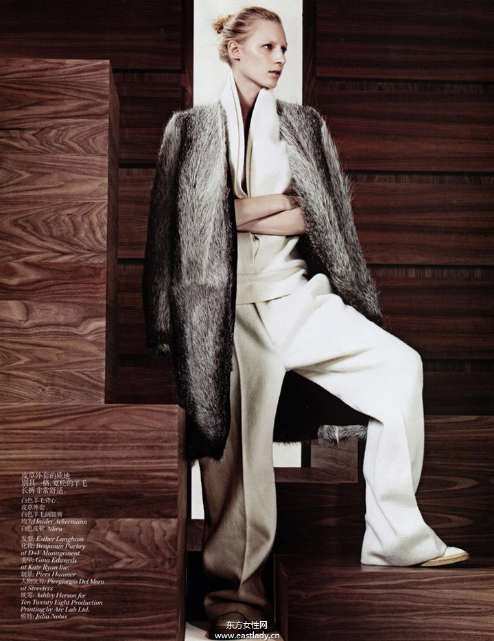 Julia Nobis《Vogue》2013年11月中国版