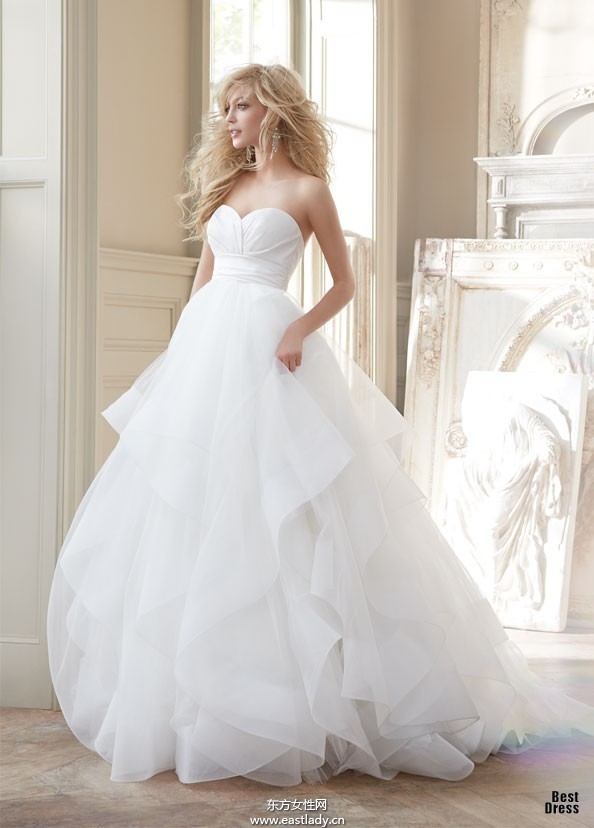 Pronovias 2014新款婚纱礼服欣赏