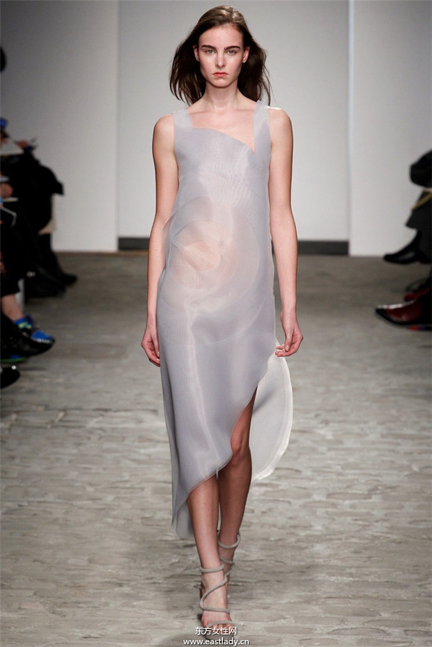 Vionnet 2014巴黎春夏高級定製時裝秀