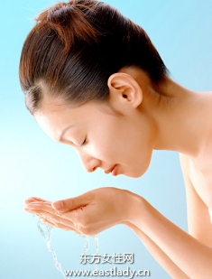 干性皮肤的洗脸方法