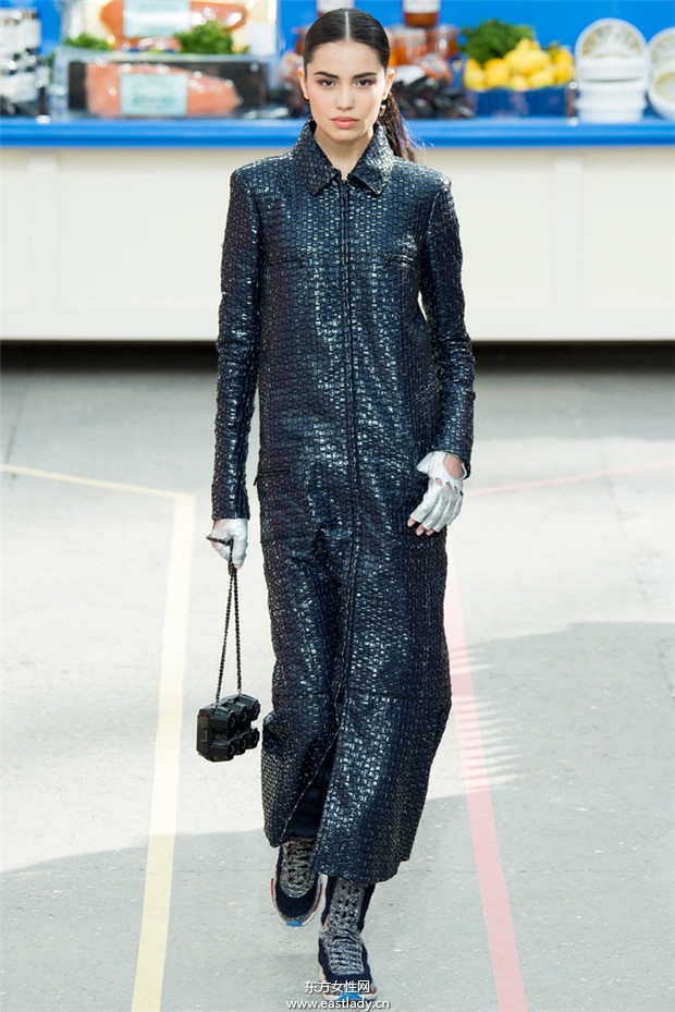 Chanel(香奈儿)巴黎时装周2014秋冬新品发布