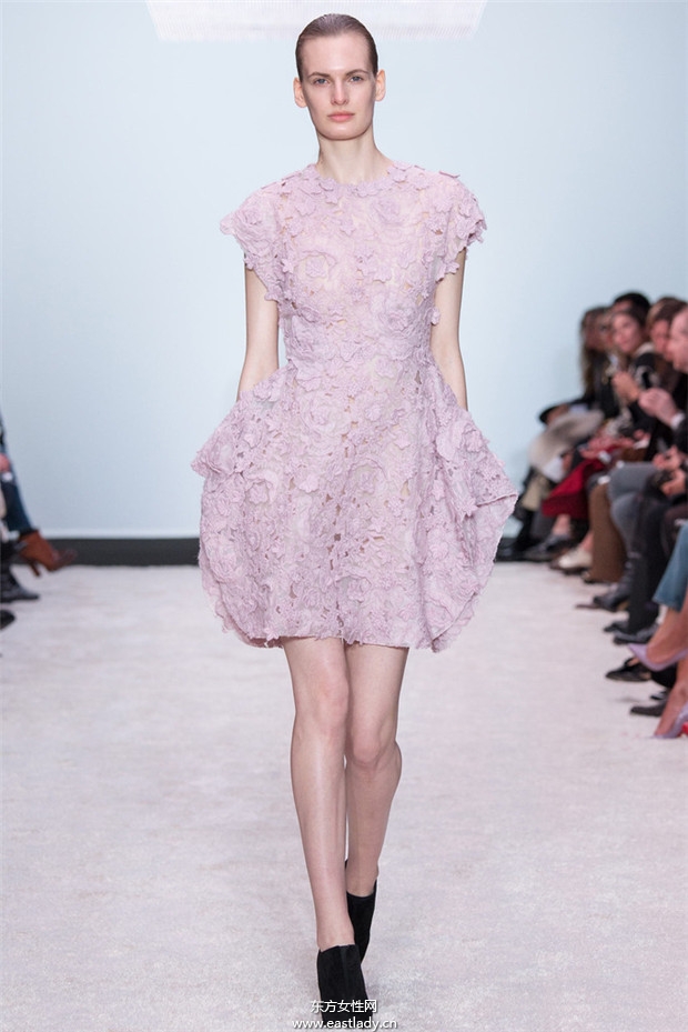 Giambattista Valli巴黎时装周2014秋冬新品发布