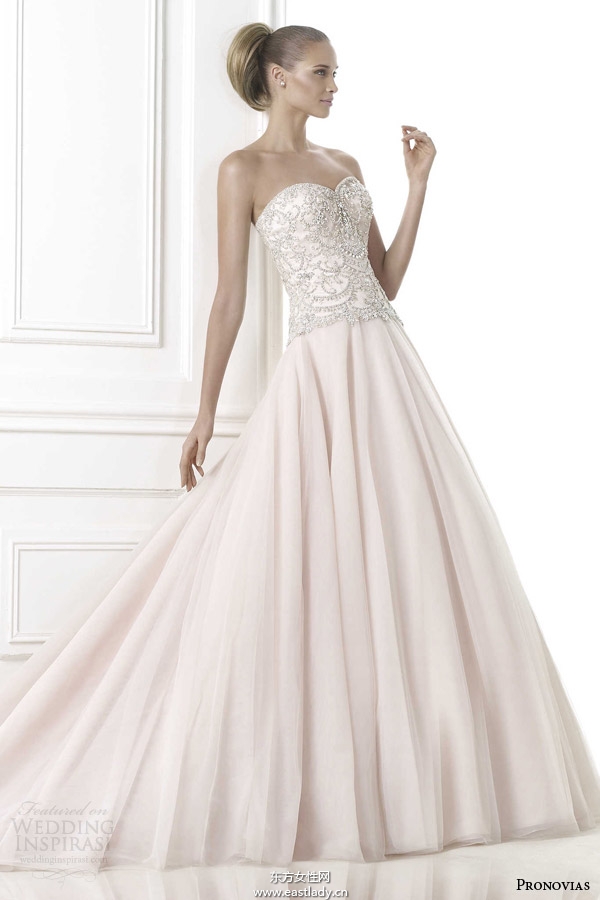 Pronovias 2015新款婚纱礼服系列欣赏