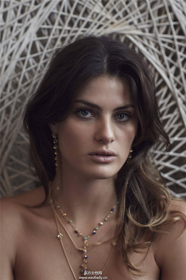 Isabeli Fontana《Porter》2014夏季刊