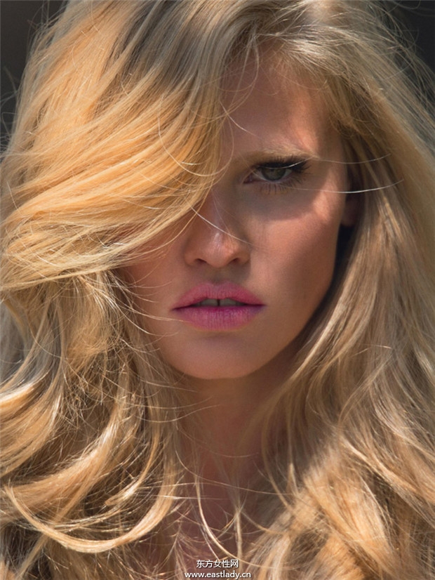 Lara Stone《Elle》2014年6月法国版