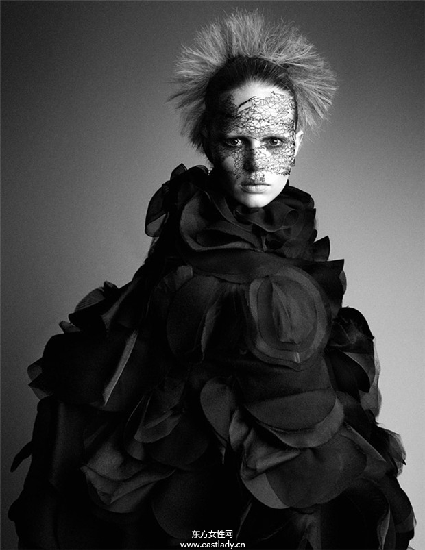 Anna Ewers《Interview》2014年9月号