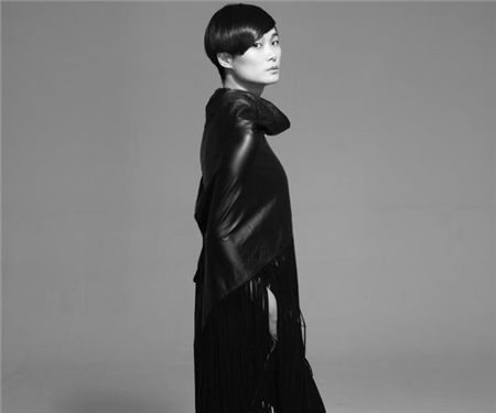 APEC领袖峰李宇春获最杰出女性奖