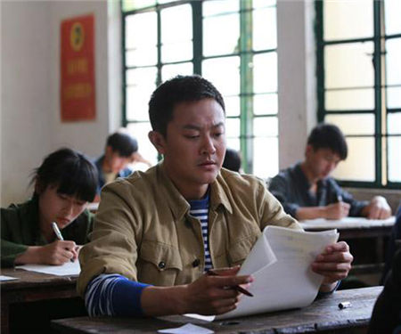 《历史转折中的邓小平》收官 戏里戏外大团圆