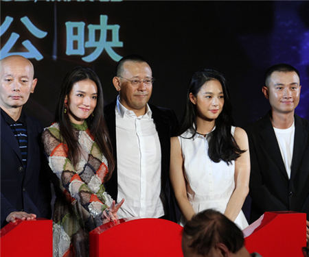 姜文咳嗽证明活着辟谣心梗去世