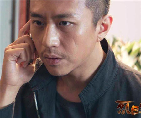 《烈日灼心》邓超特辑险患尿道炎