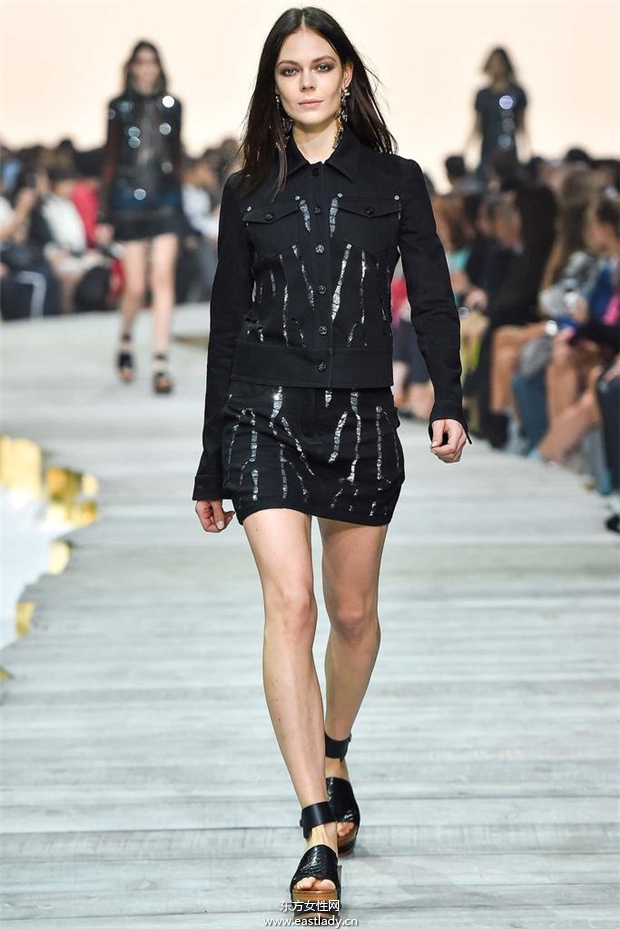 Roberto Cavalli 2015春夏女装流行发布