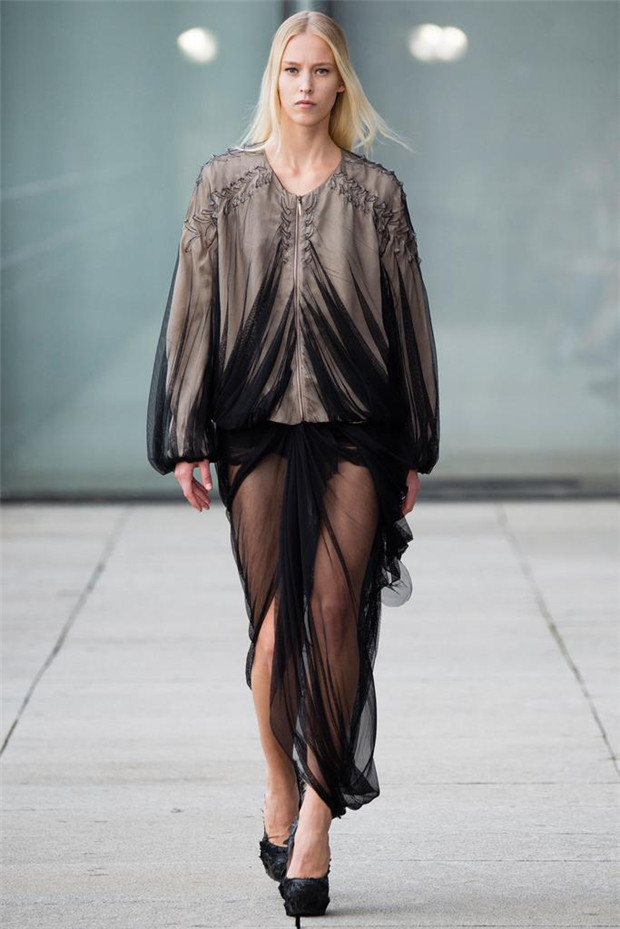 Iris van Herpen 2015春夏女装流行发布