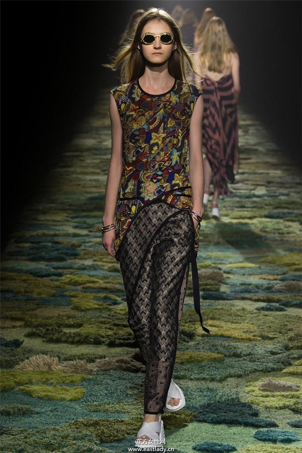 Dries Van Noten 2015春夏女装流行发布