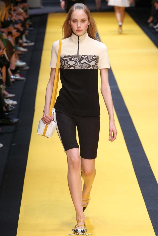  Carven 2015春夏女装流行发布