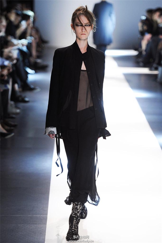 Ann Demeulemeester 2015春夏女装流行发布