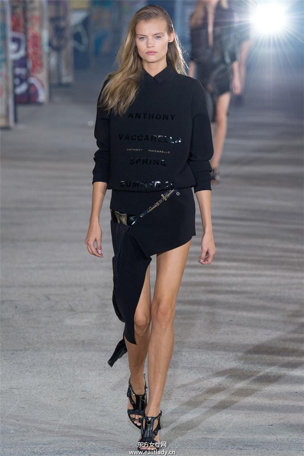 Anthony Vaccarello 2015春夏女装流行发布