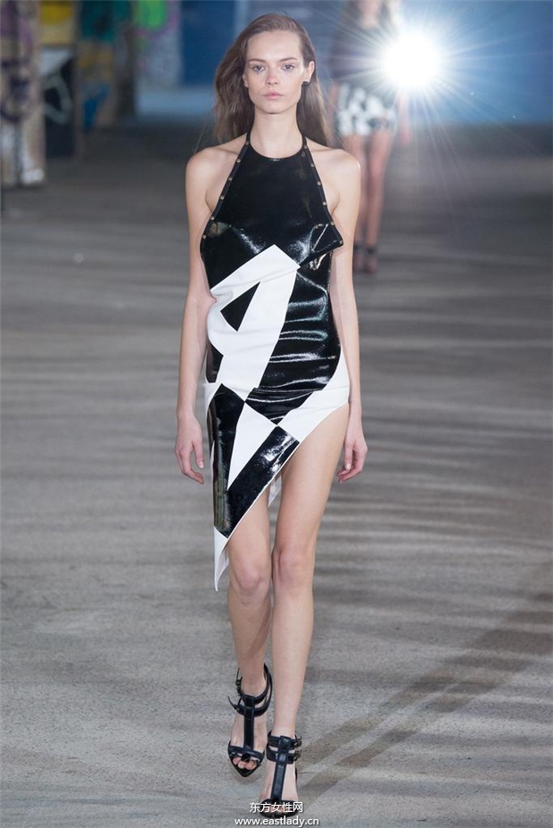 Anthony Vaccarello 2015春夏女装流行发布