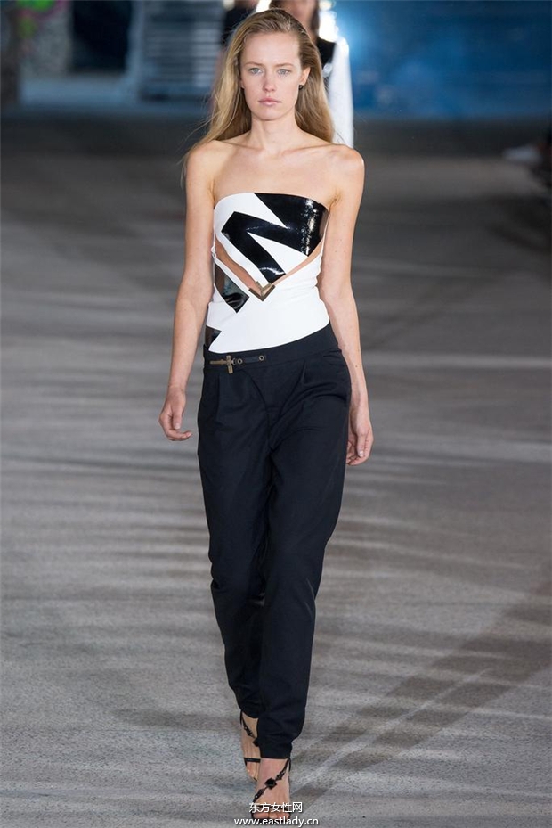 Anthony Vaccarello 2015春夏女装流行发布