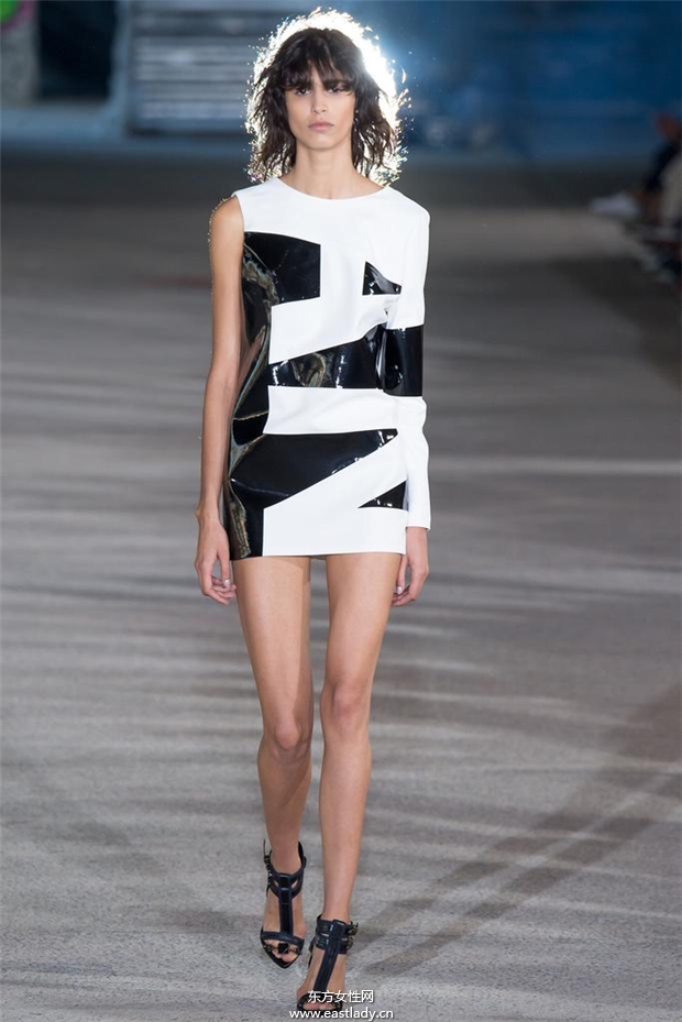 Anthony Vaccarello 2015春夏女装流行发布