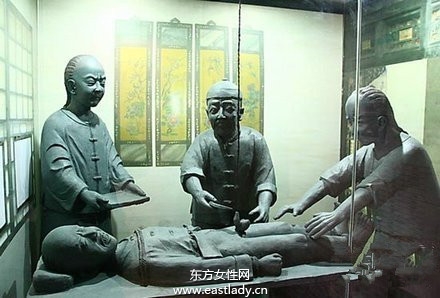 古代女人绝密隐私大曝光：五日一浴 倒挂避孕