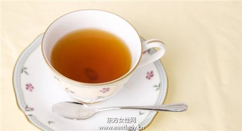 茶能抗老防癌 女多喝绿茶 男喝红茶