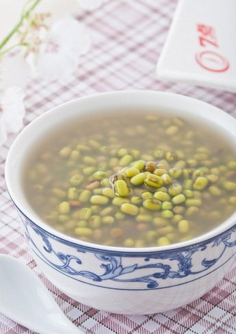 清涼綠豆湯,盛夏防暑喝綠豆湯的6個飲食禁忌