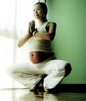 孕妇瑜伽,适合孕妇妈咪的“四式”瑜伽