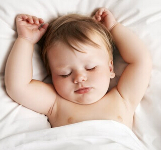 宝宝健康,8种睡相辨别宝宝的健康状况