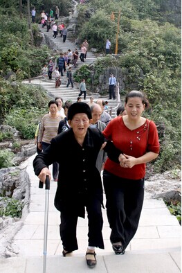 登山注意事項,老年人登山五種情況要注意