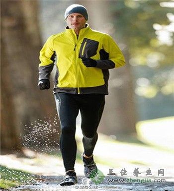 冬季跑步注意事项  不宜出外晨练尽快除寒