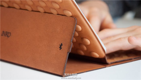 INKO-ipad-case-alexandre-echasseriau-designboom03