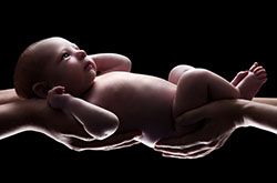 关于新生儿脐带护理 你应当掌握的小细节