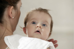 新生兒大便次數 如何正確判斷寶寶大便是否正常