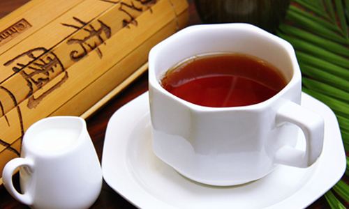 喝红茶的好处和坏处 喜欢红茶的人需了解