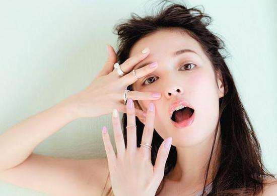 牛奶美容法 牛奶护肤有着奇特的功效