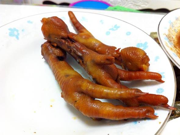 常見的小吃 雞爪子的做法你知道嗎