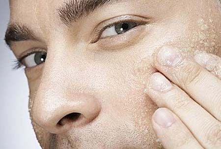脸部皮肤保养要淡斑 让你两周美白又淡斑